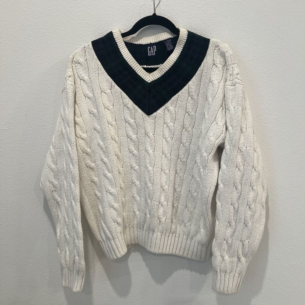 GAP Vintage Cable Knit V-Neck Cotton Sweater Size Medium preppy school academia